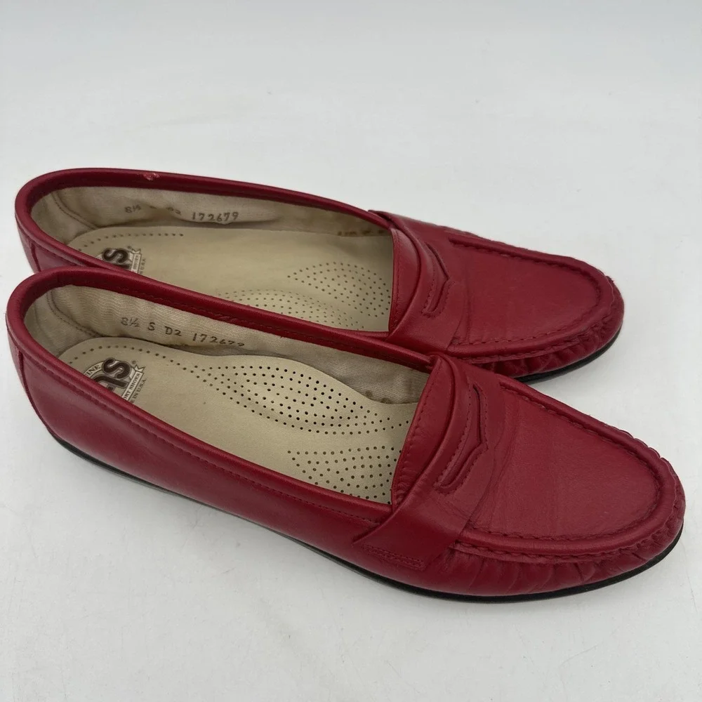 SAS Tri-pad Comfort Red Leather Loafer Size 8.5 S D2 Model 172679